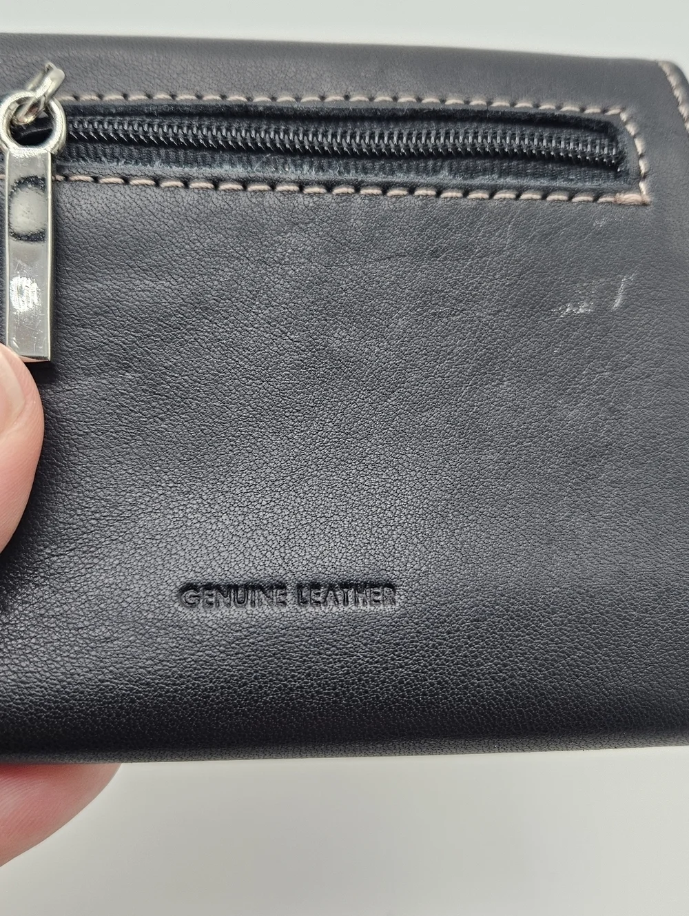 N/A black trifold